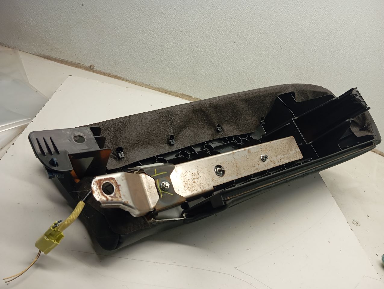 Part image 2