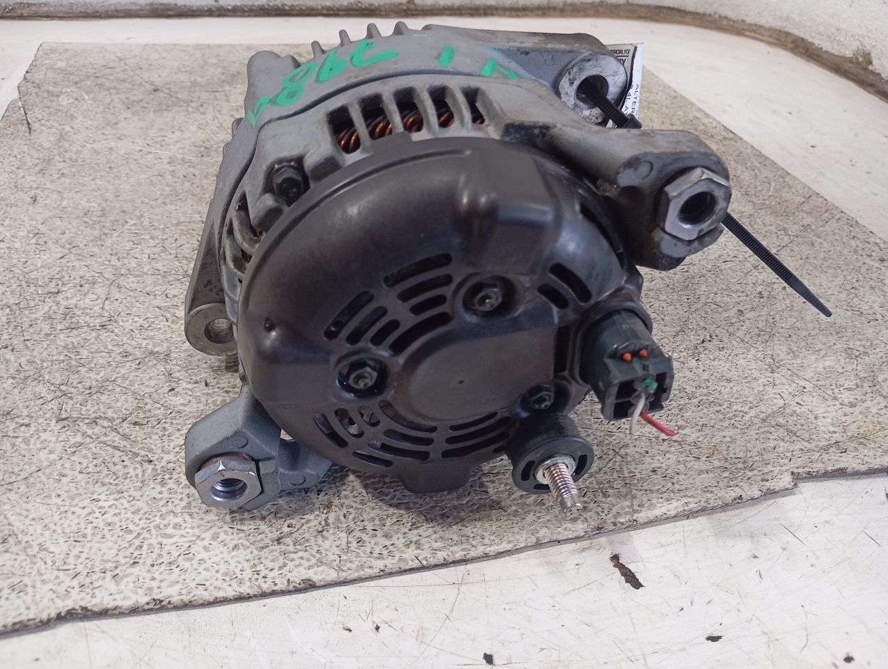 Part image 4