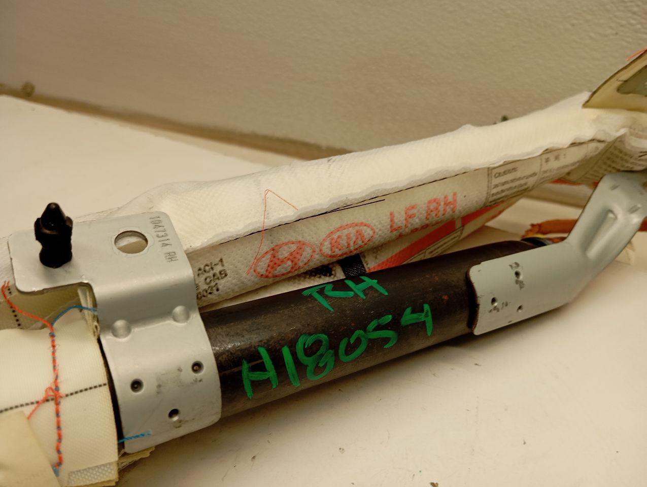 Part image 3