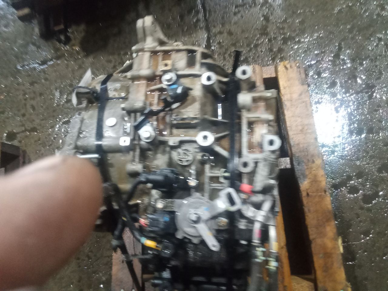Part image 4