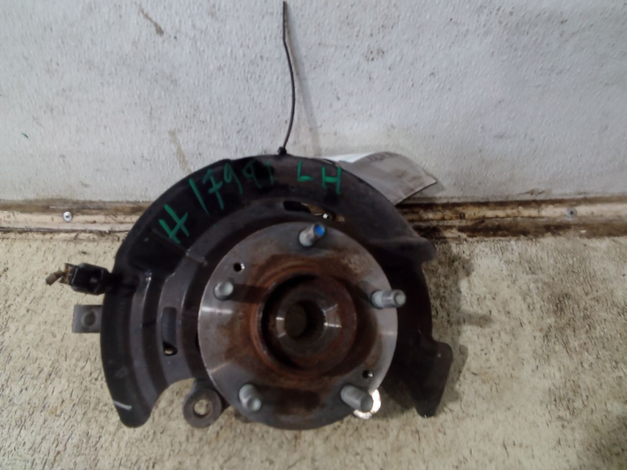 Part image 3