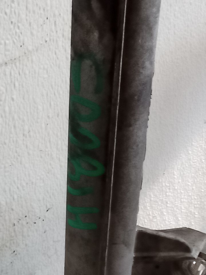 Part image 8