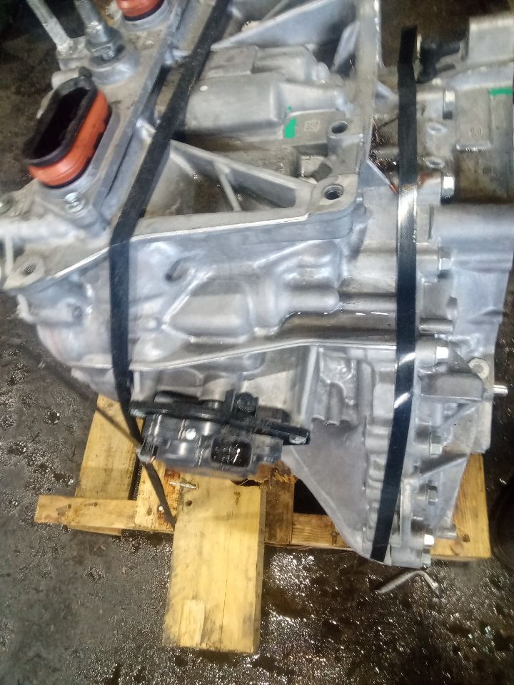 Part image 4