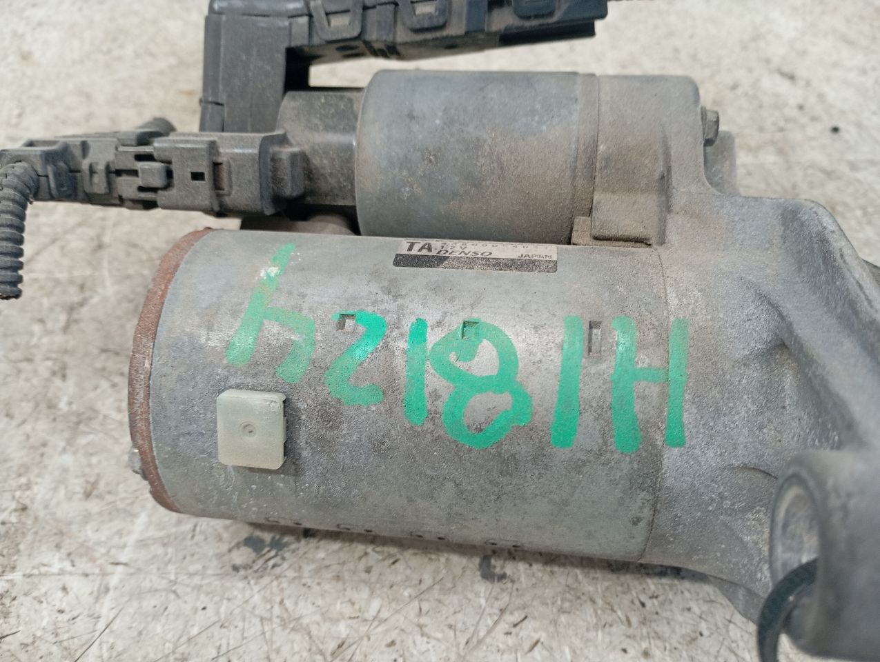 Part image 3