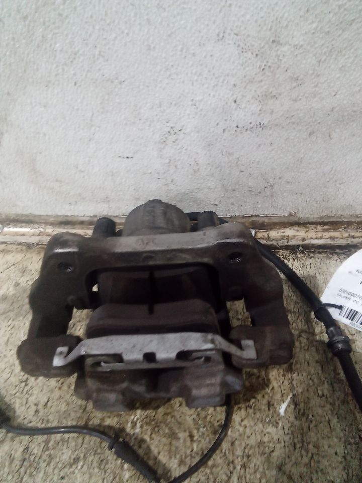 2018 BMW BMW 320i Caliper
