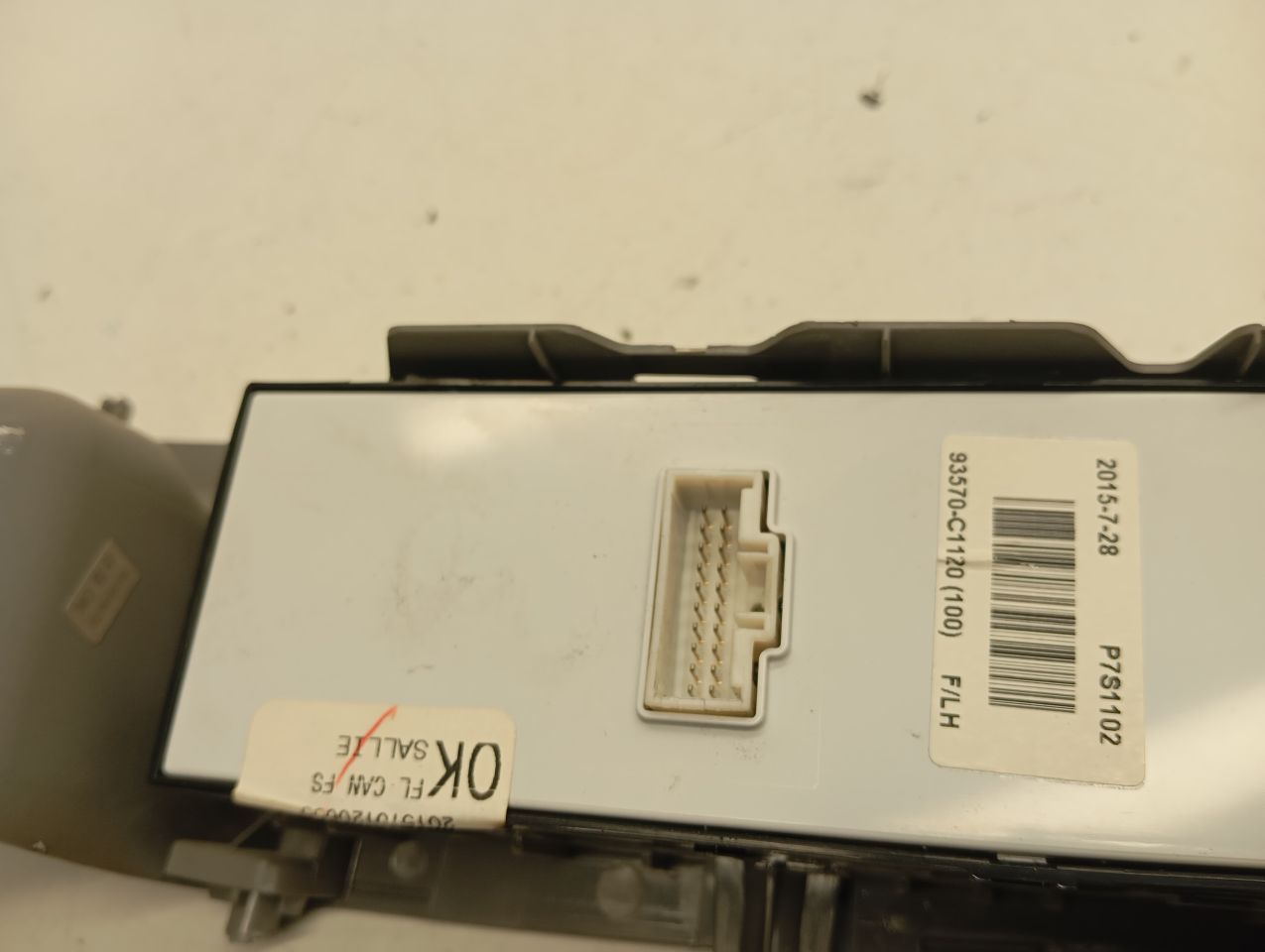Used 2016 Hyundai SONATA Front Door Switch - Stock #H18093