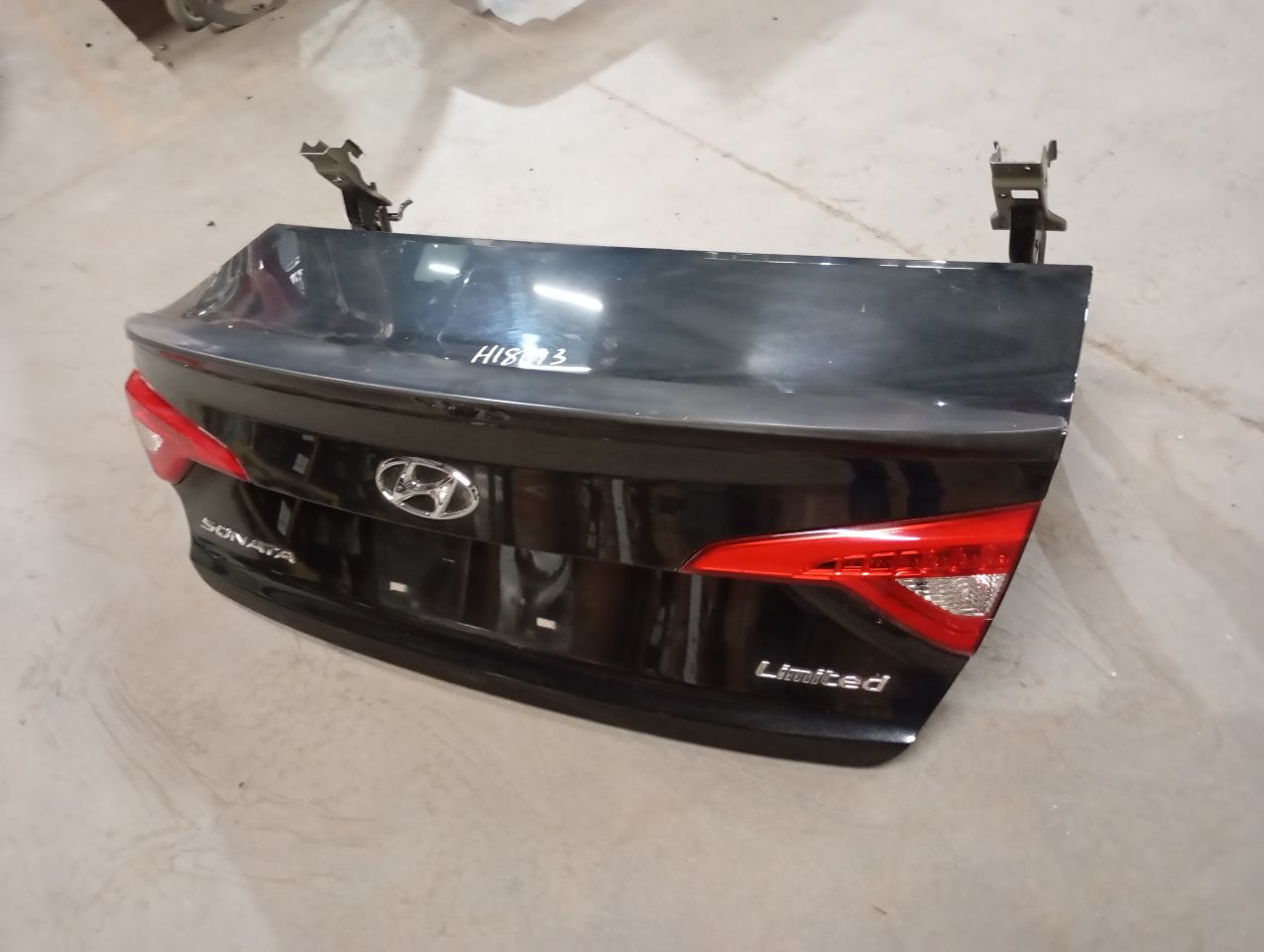 Part image 3