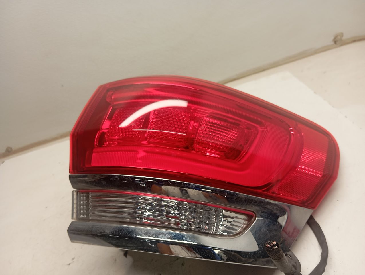 Part image 4