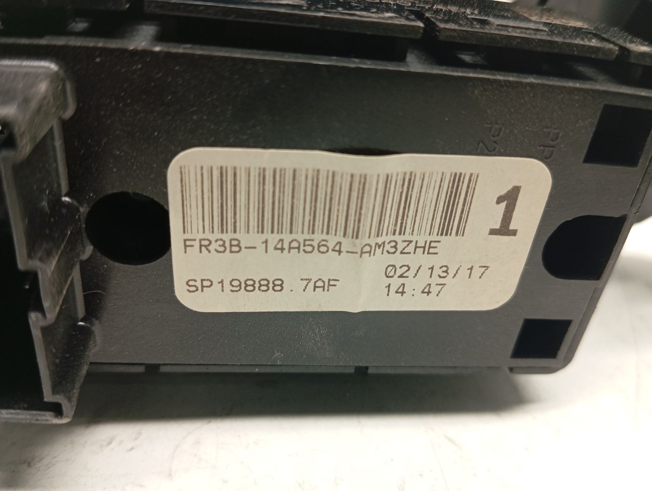 Used 2017 Ford MUSTANG Front Door Switch - Stock #H18150