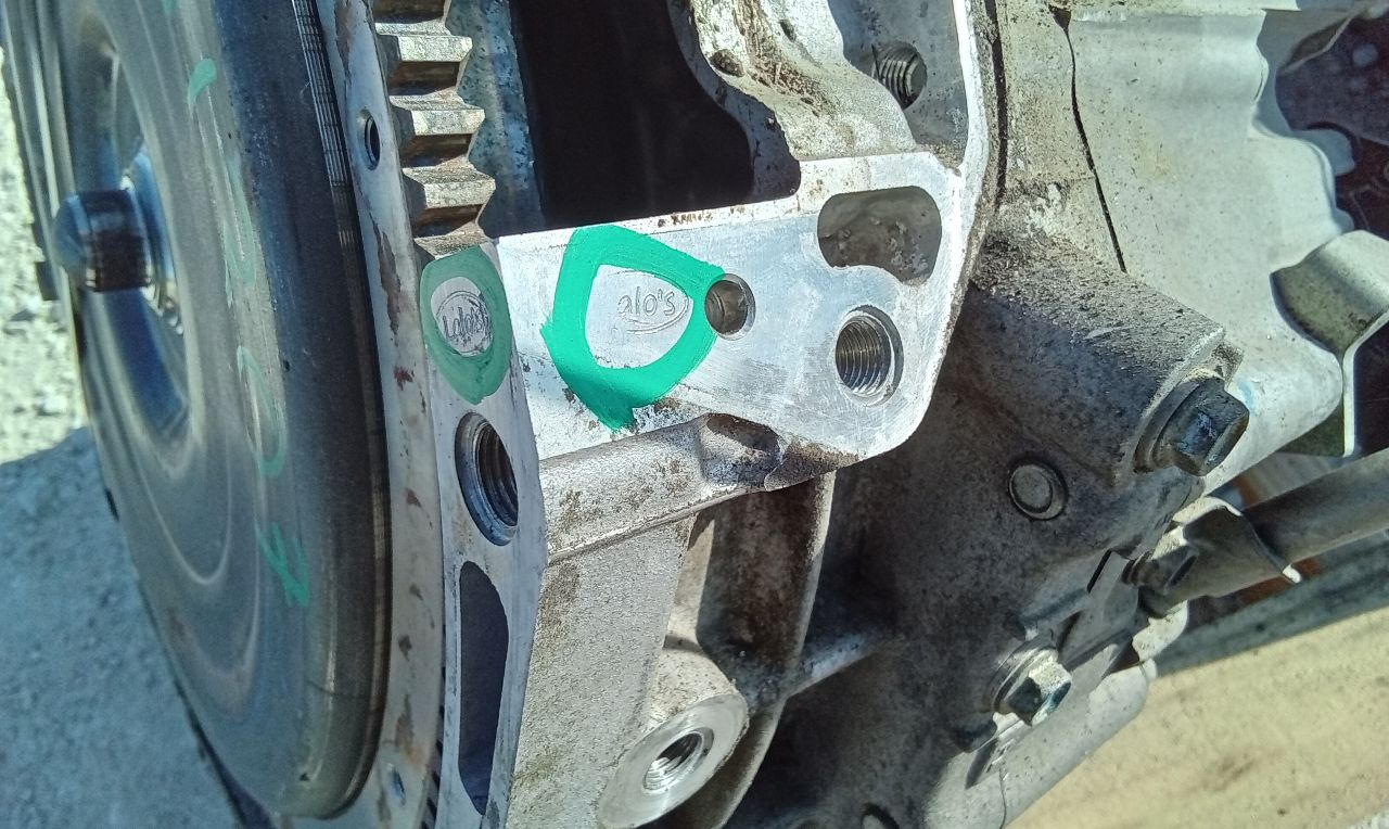 Part image 11