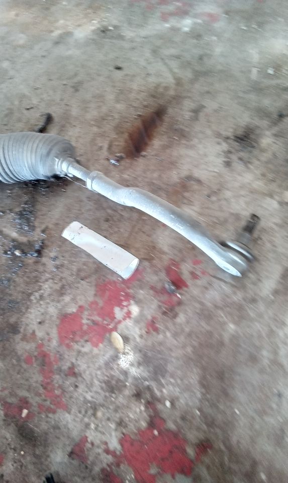 Part image 10