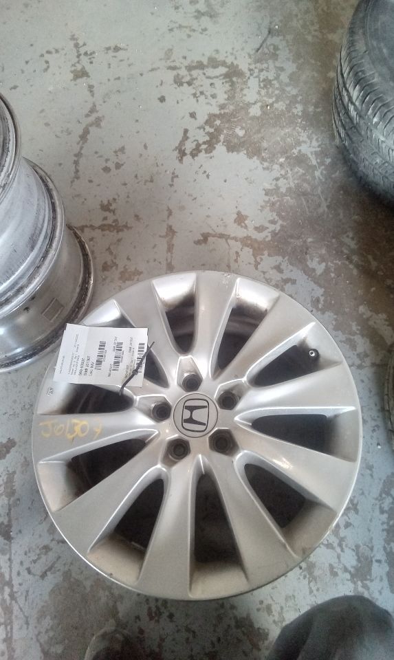 2010 Honda ACCORD Wheel