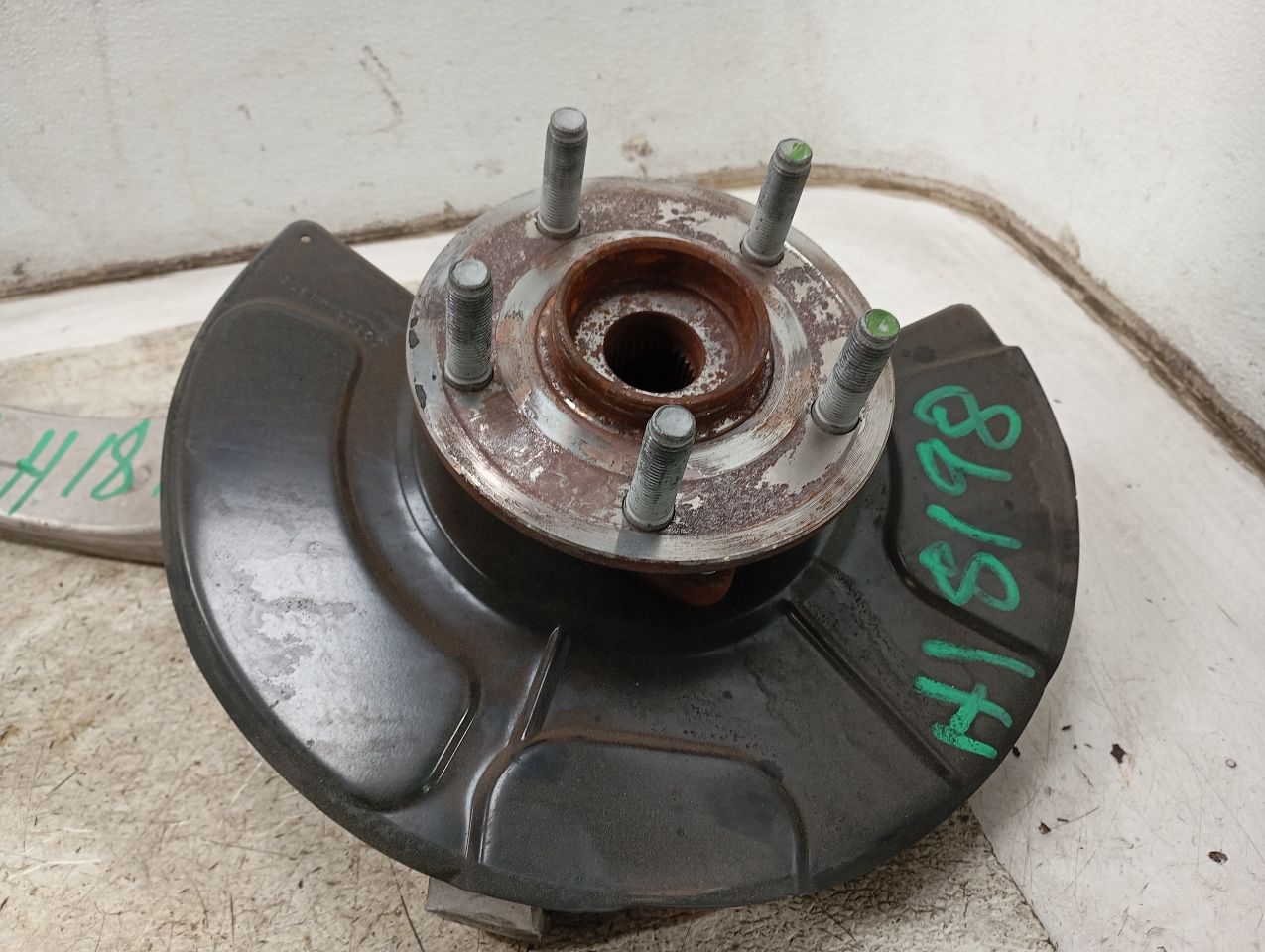Part image 3
