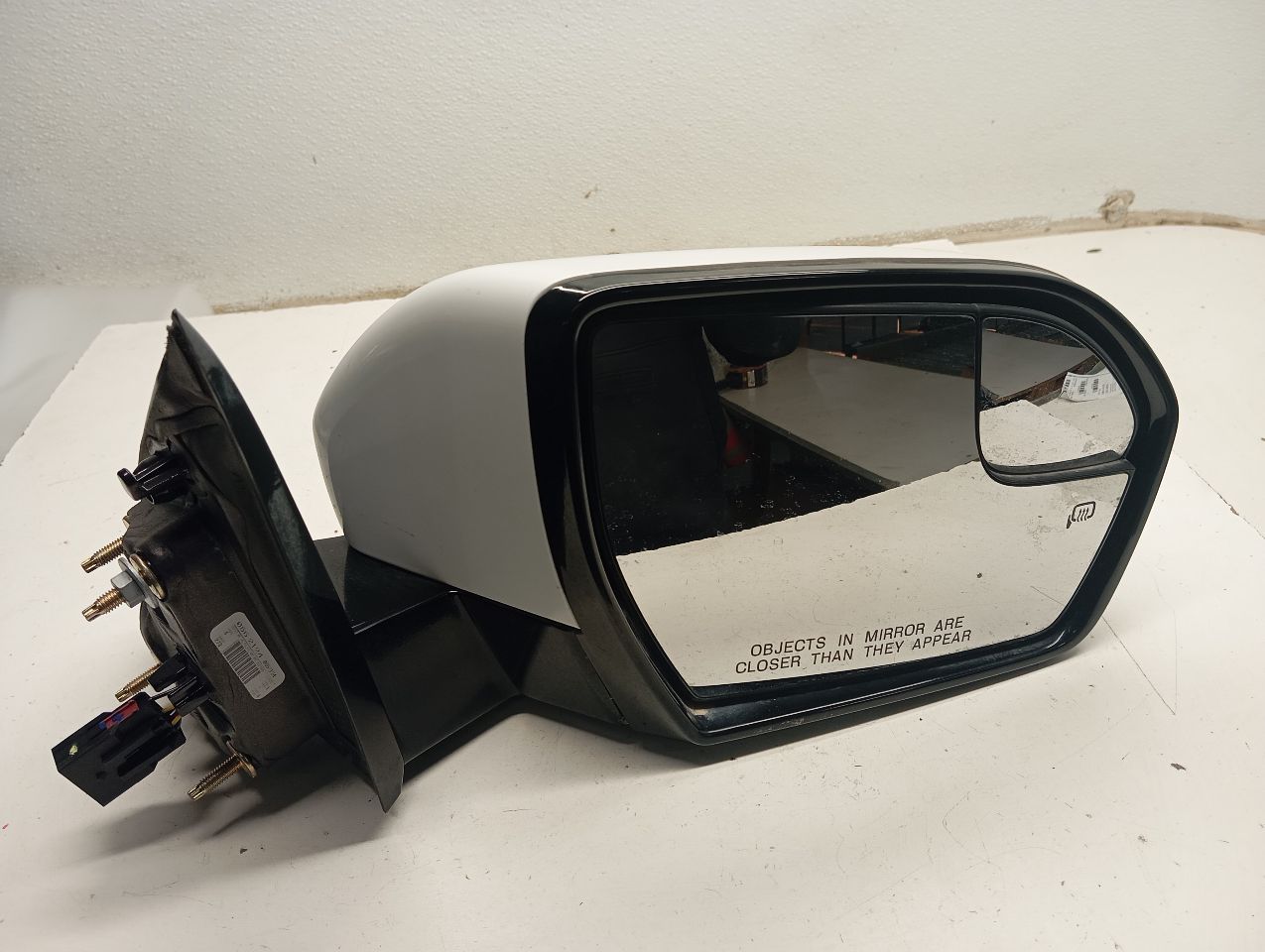 Part image 1