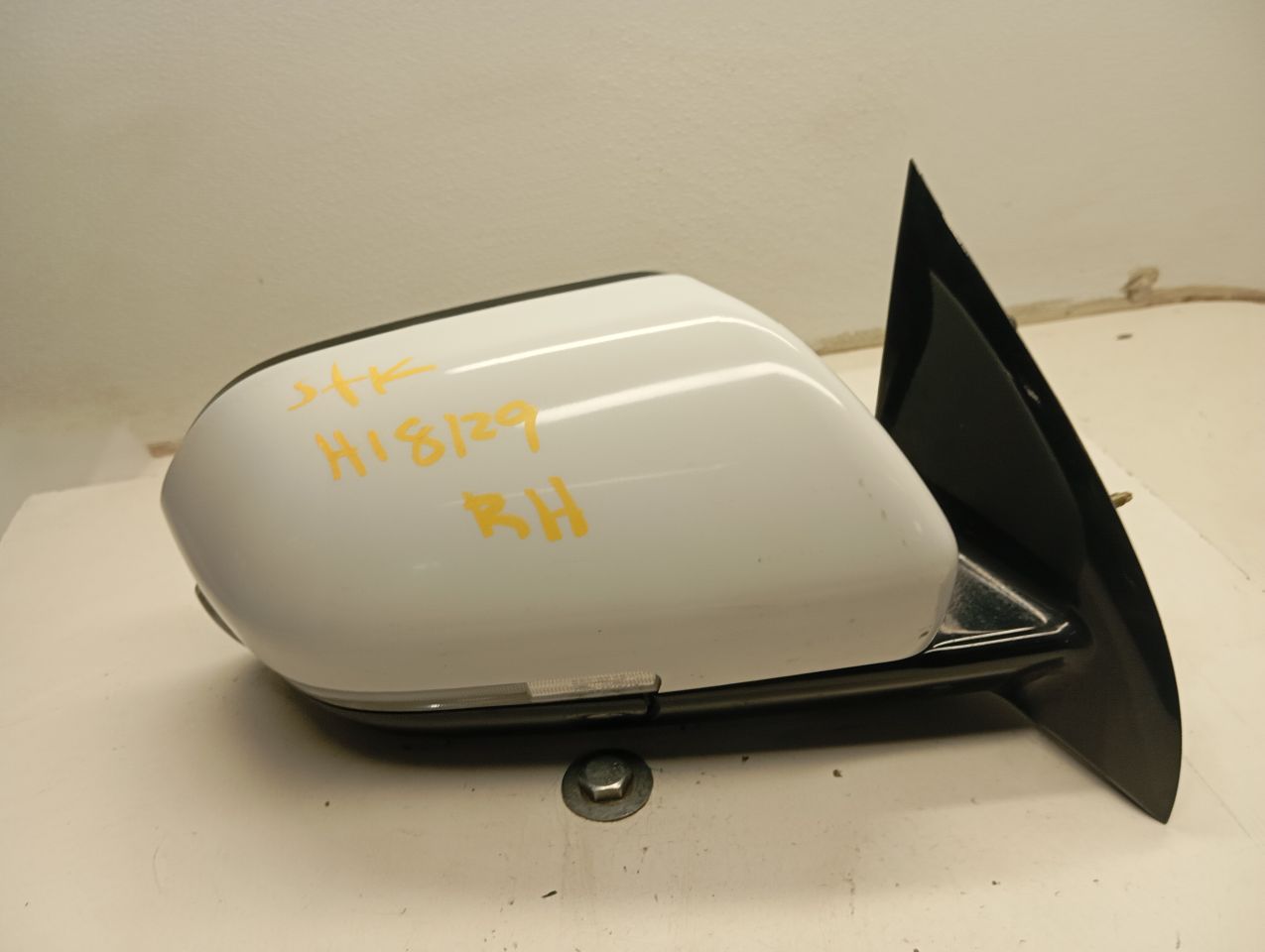 Part image 3