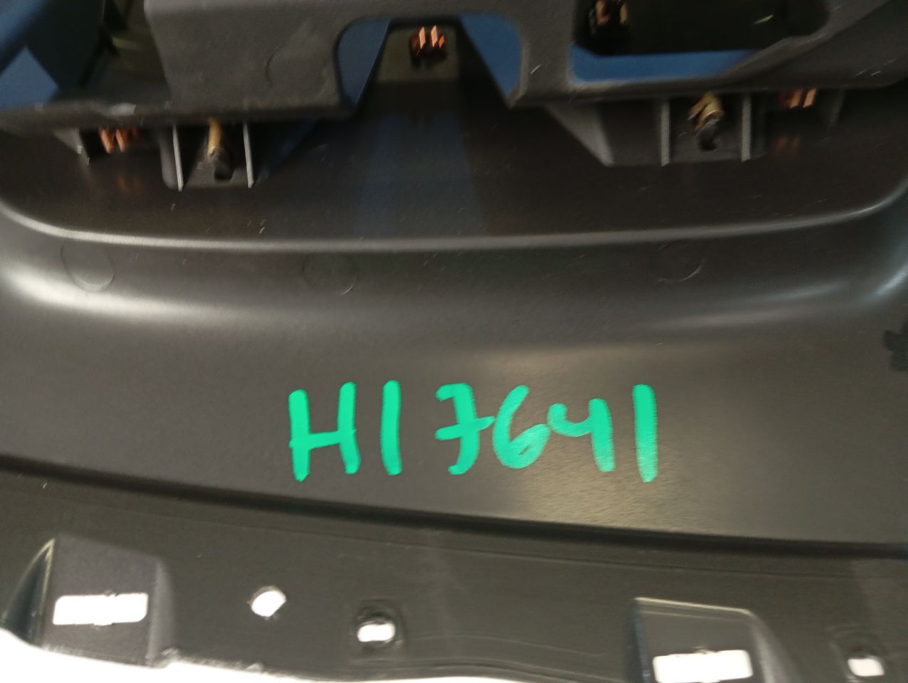 Part image 4