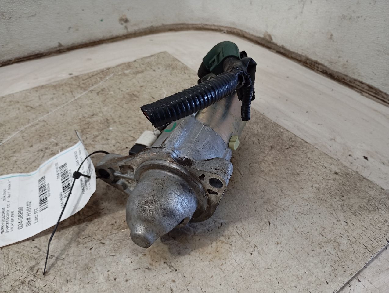 Part image 3