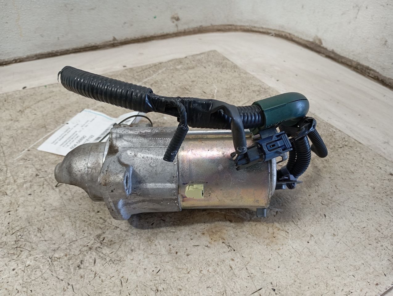 Part image 4