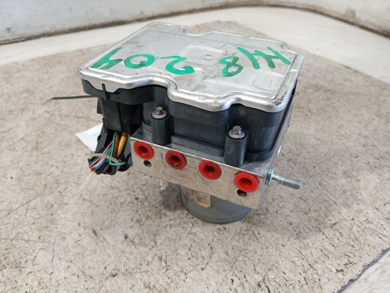 Part image 4