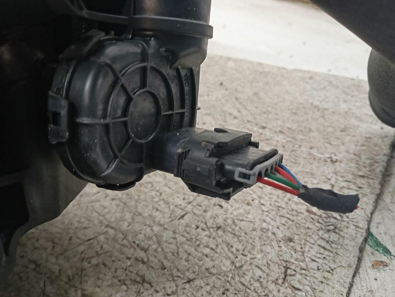 Part image 7