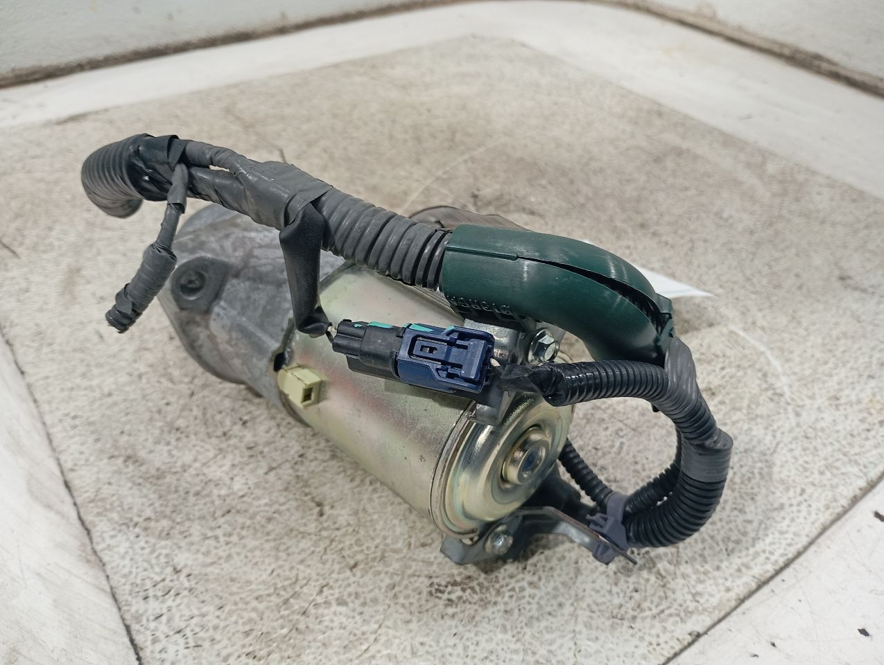 Part image 6