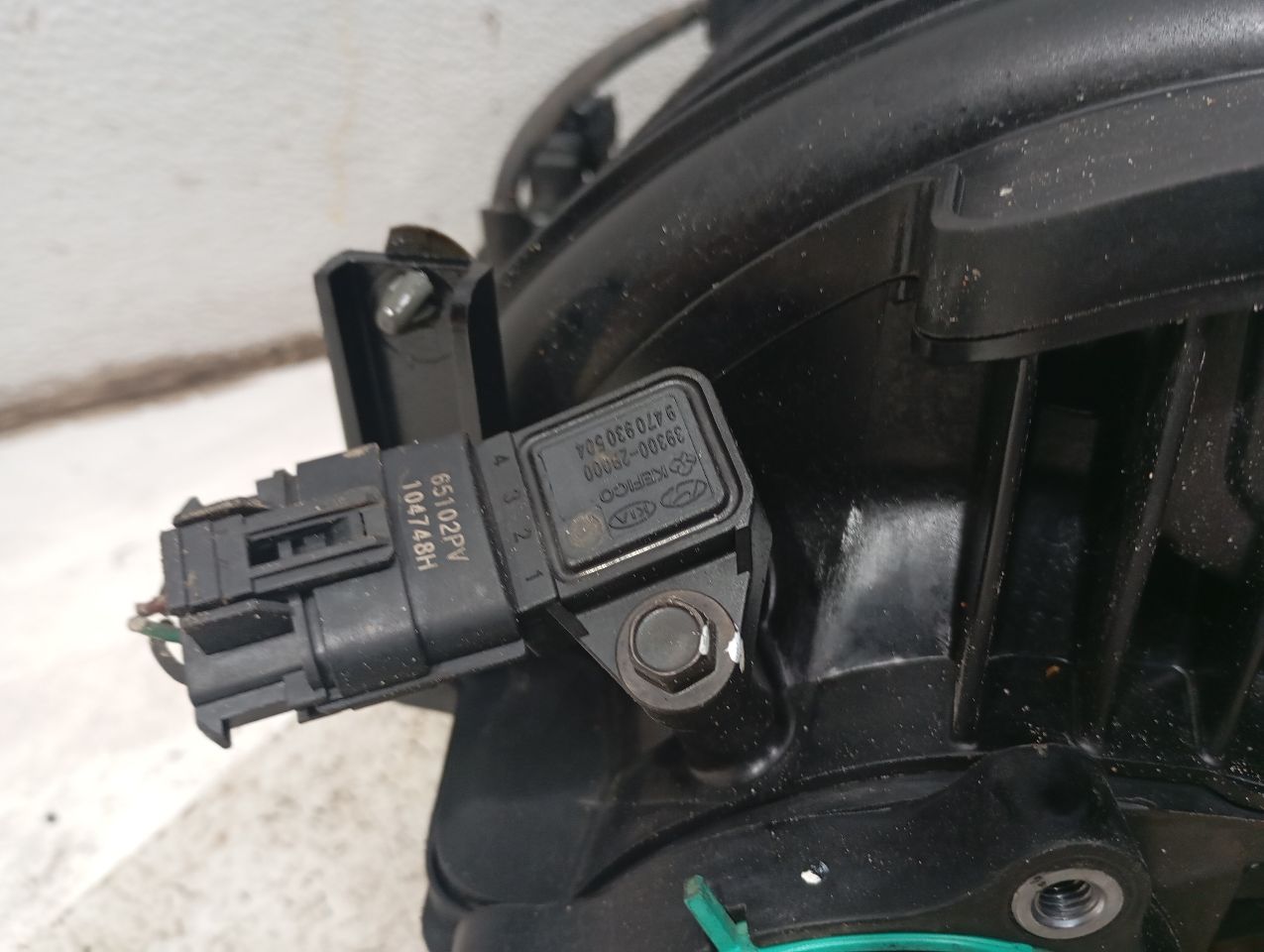 Part image 8