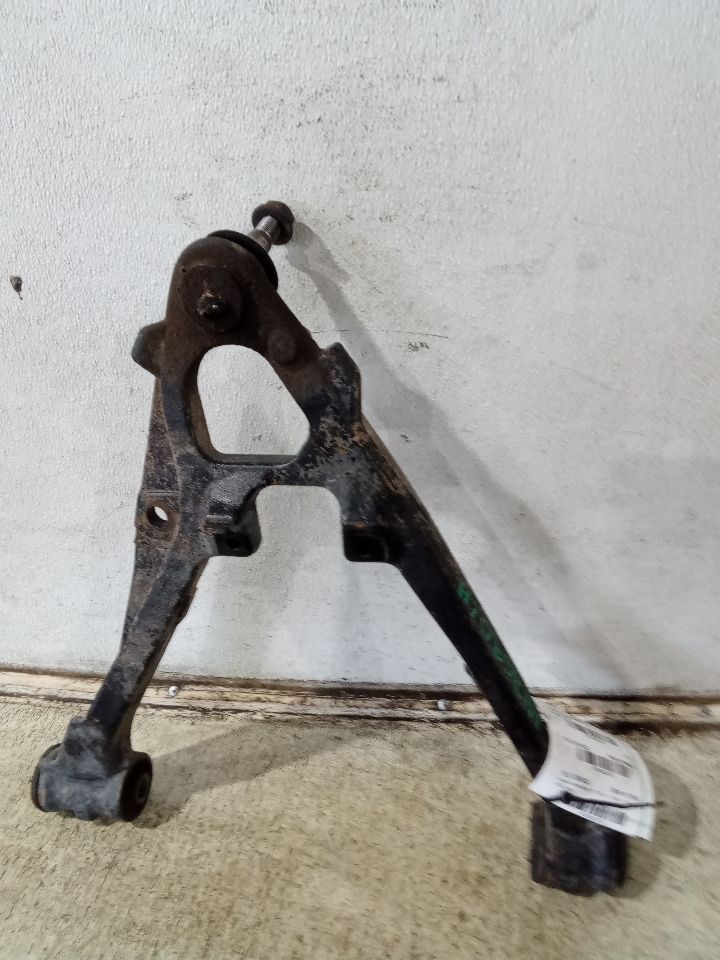 2010 General Motors YUKON XL 1500 Lower Cntrl Arm, Fr