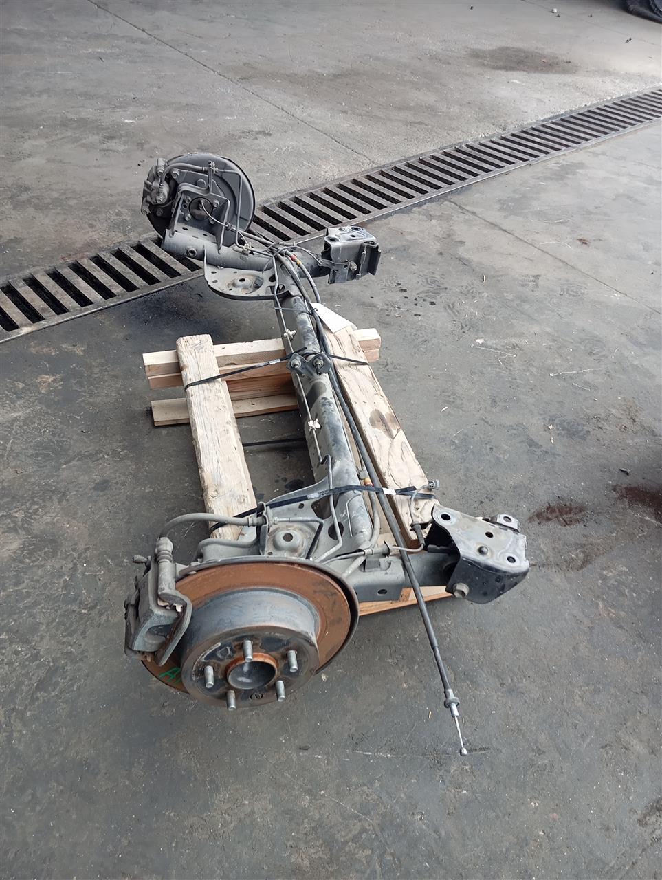 Part image 3