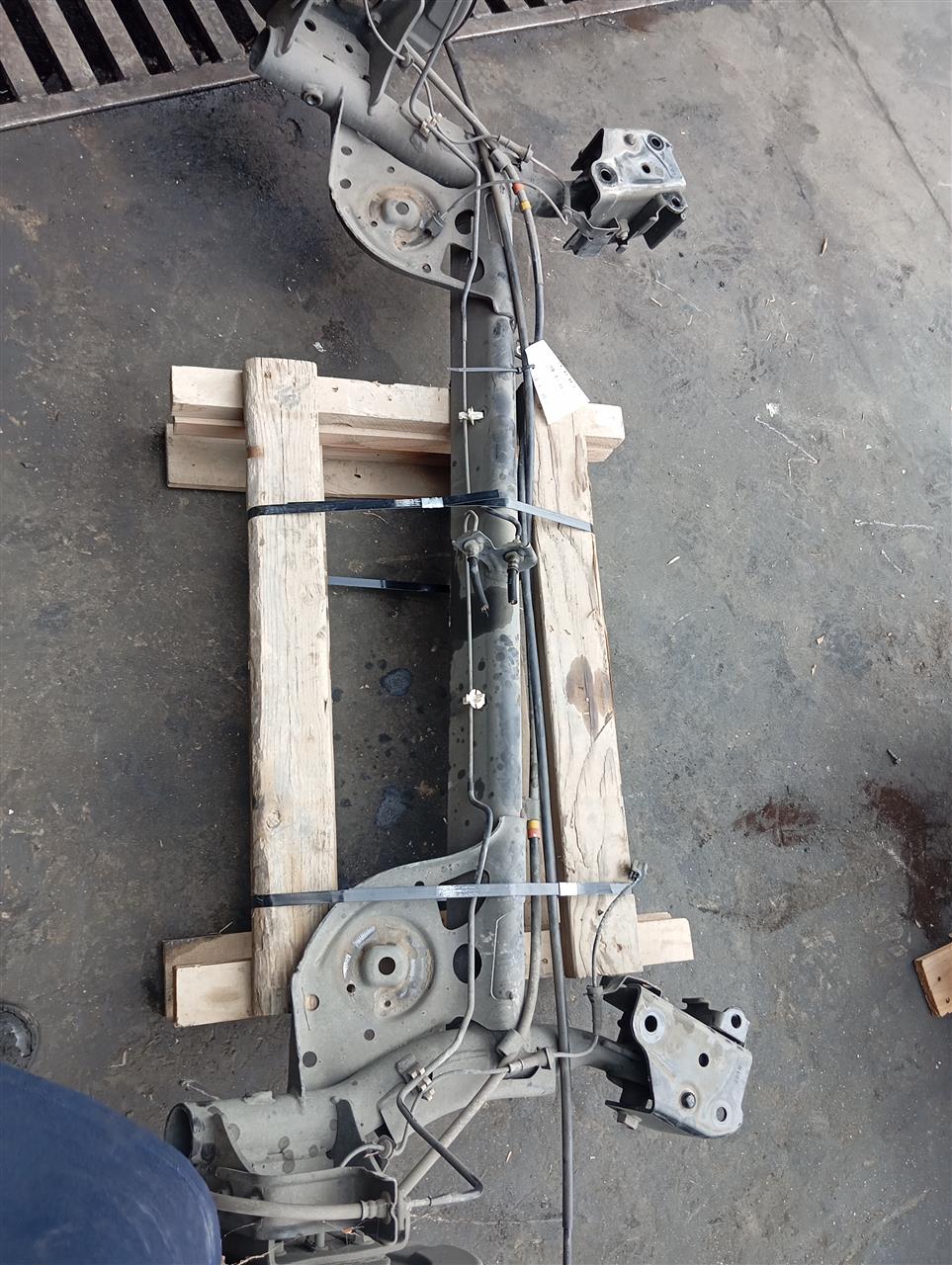 Part image 4