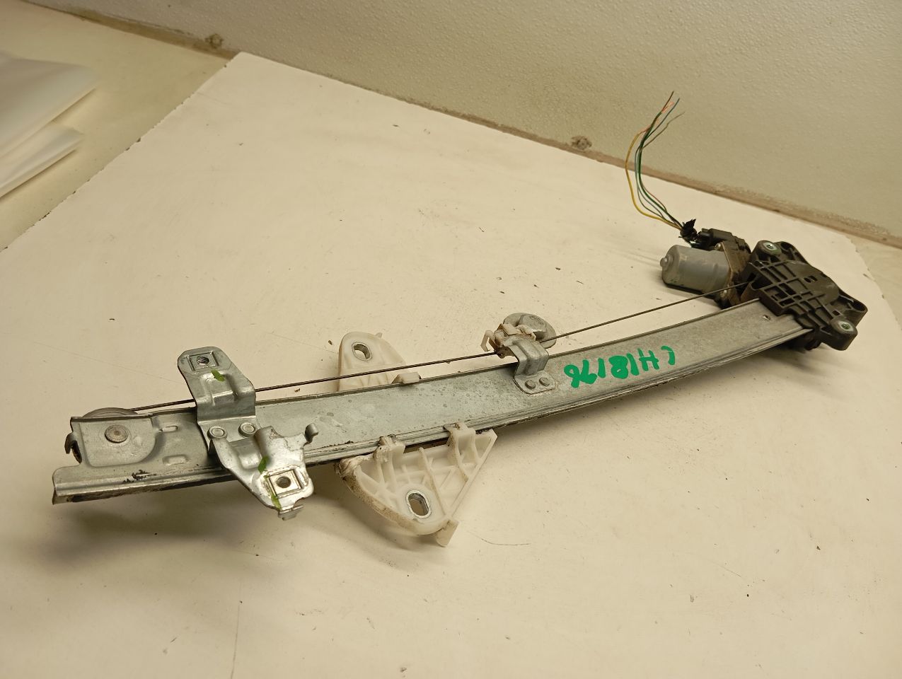 Part image 1