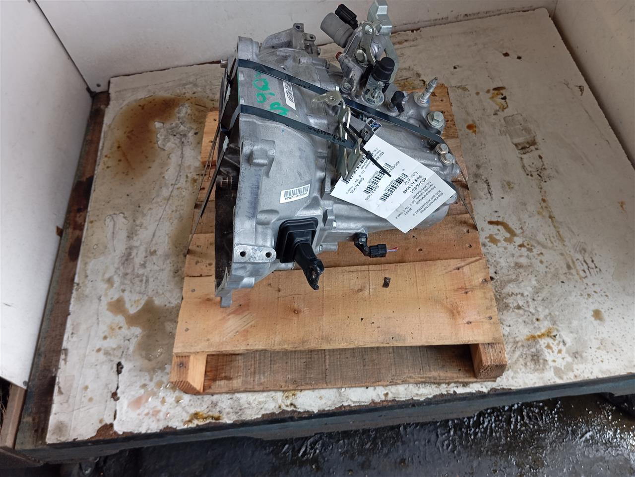 Part image 4