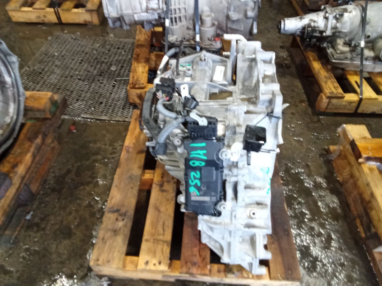 Part image 3