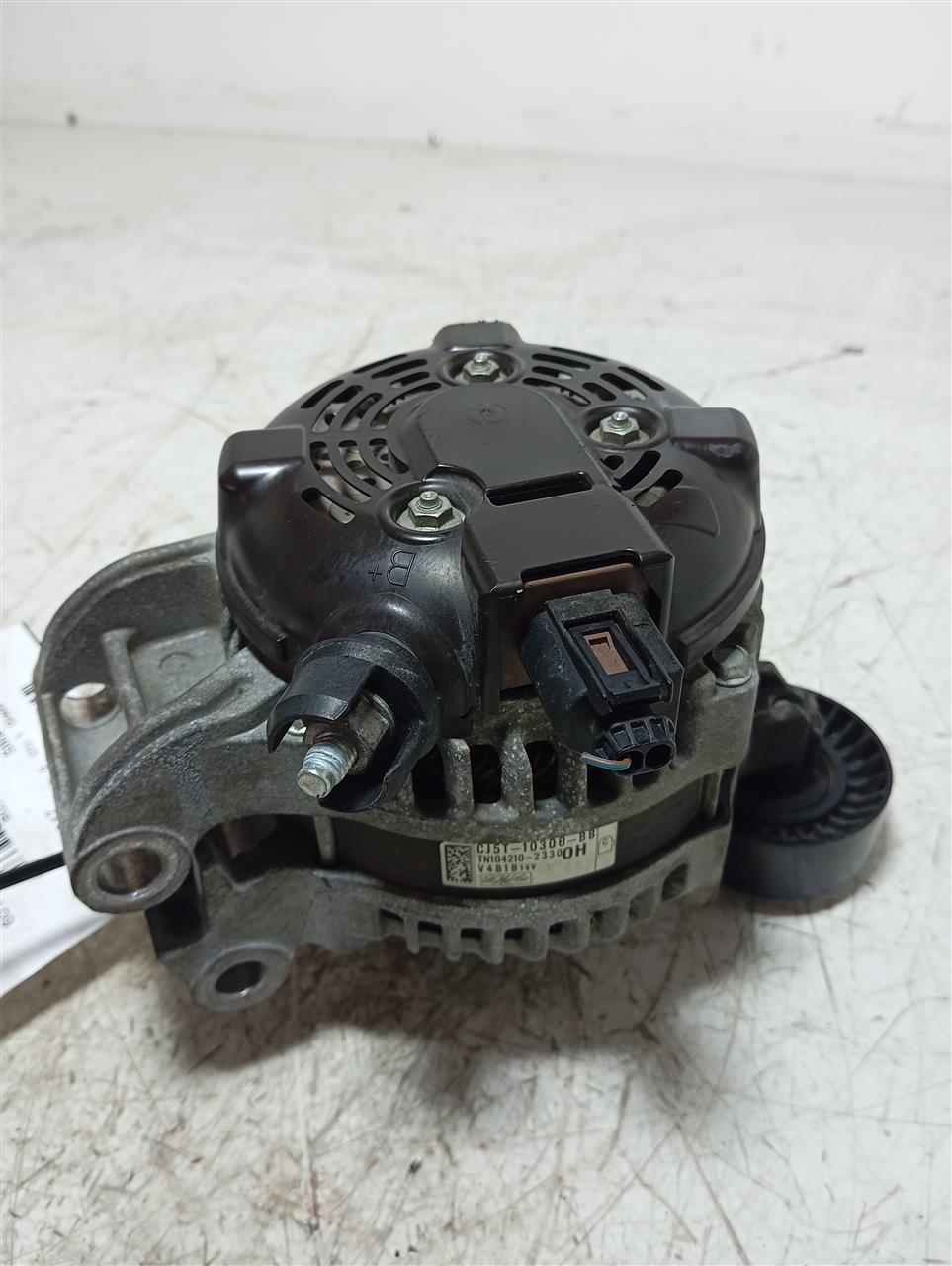 Used 2014 Ford ESCAPE 150 amp (without 110v outlet) - Stock #A13619
