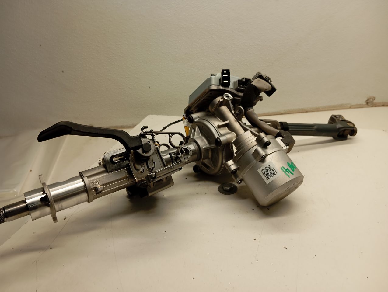 Part image 3
