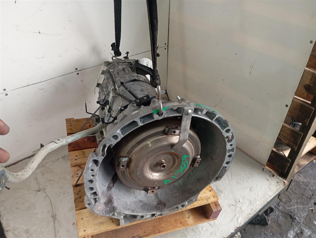 Part image 3