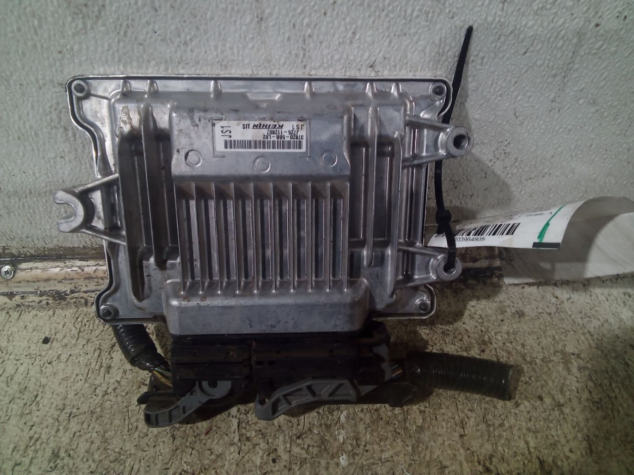 Part image 3