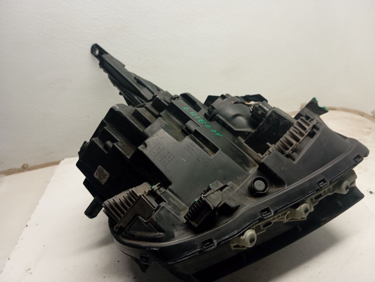 Part image 8