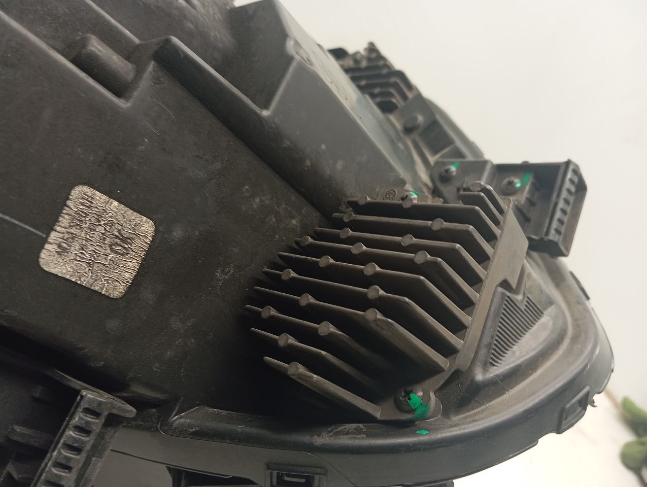 Part image 10