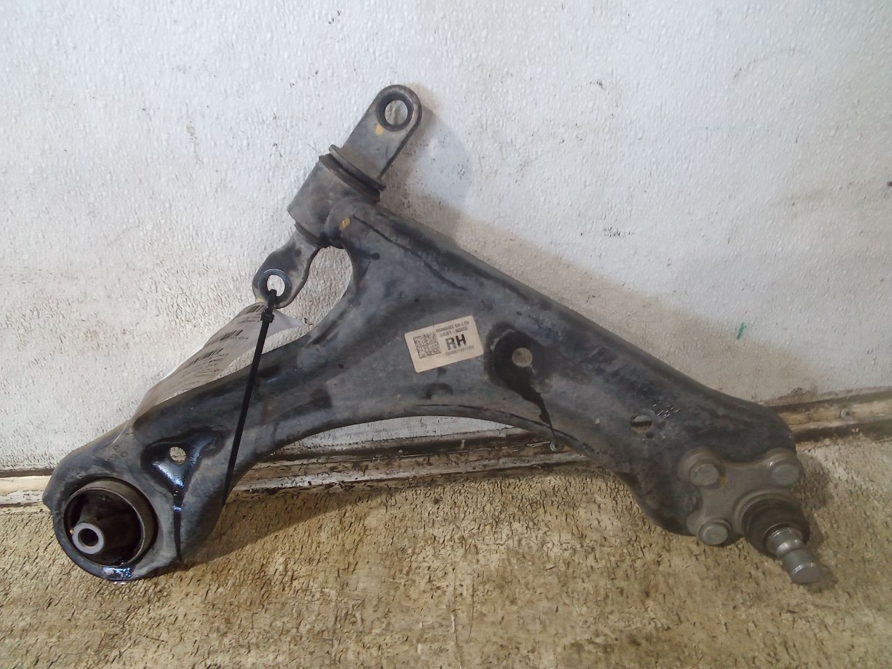 Part image 3