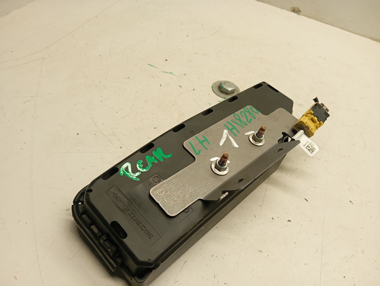 Part image 1