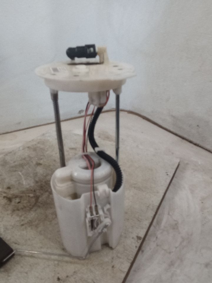 Part image 8