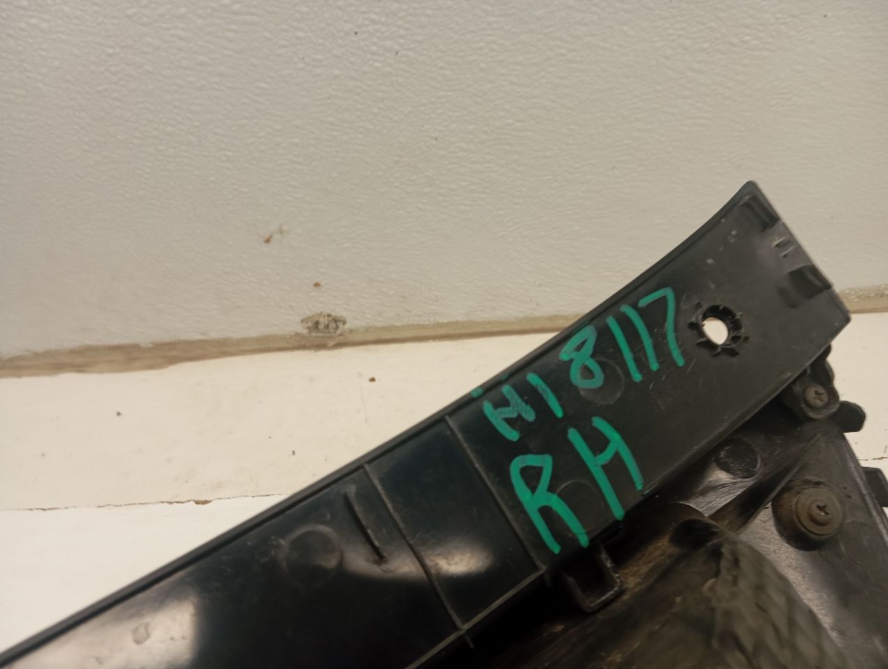 Part image 11