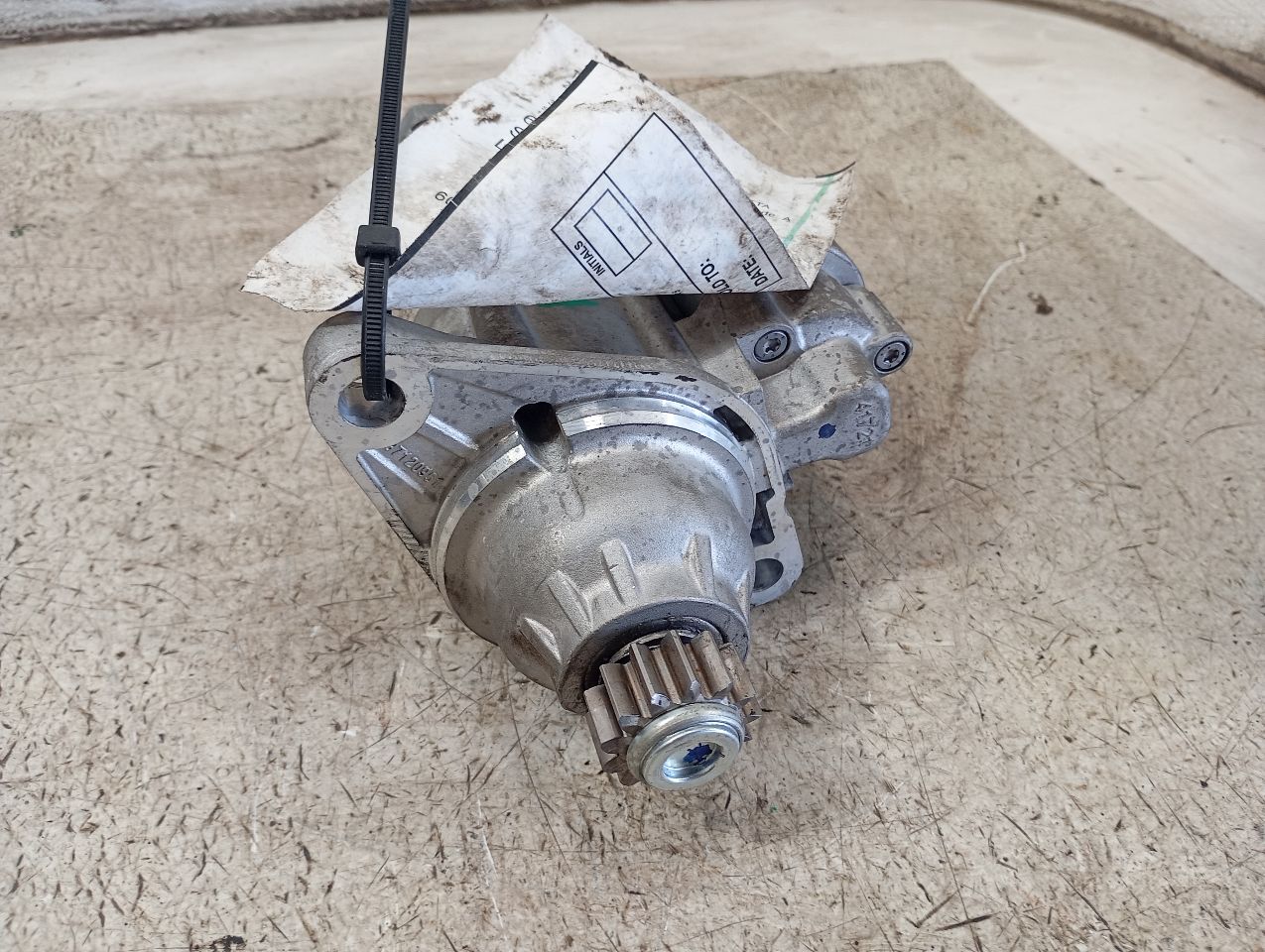 Part image 4