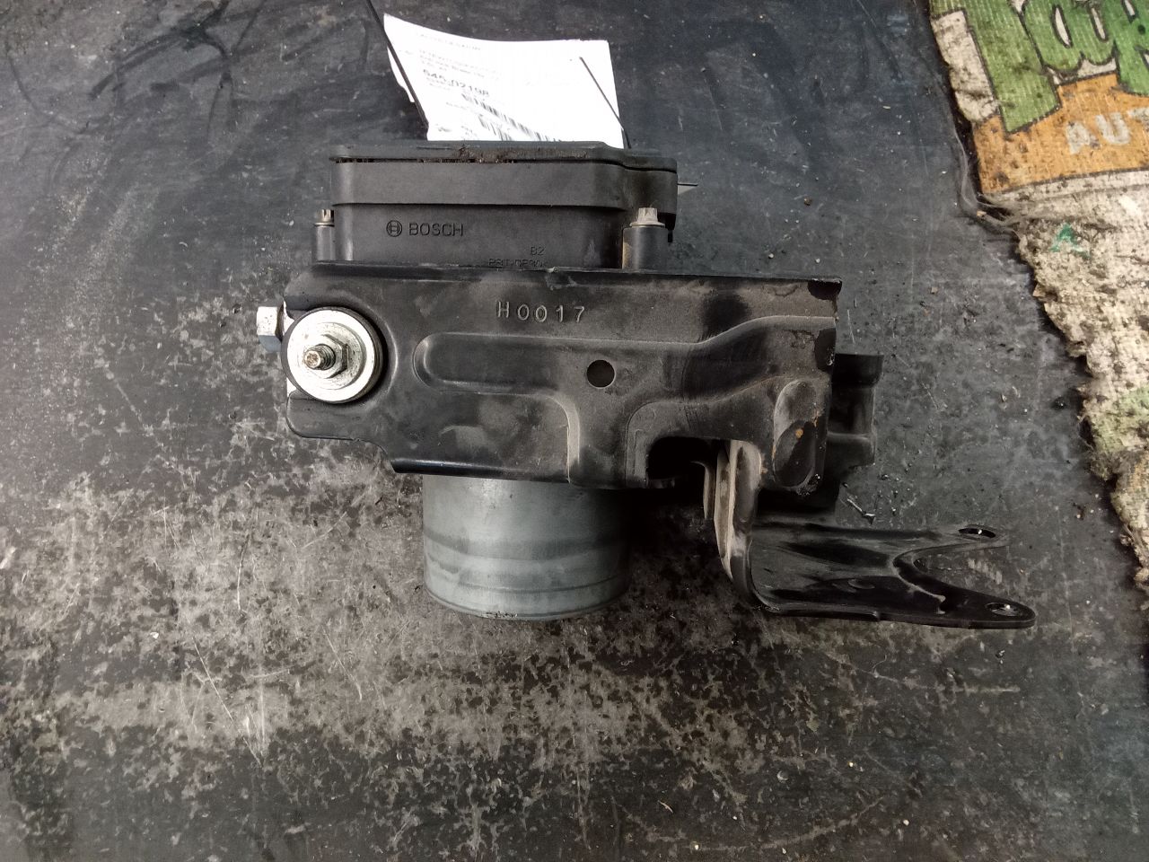 Part image 3