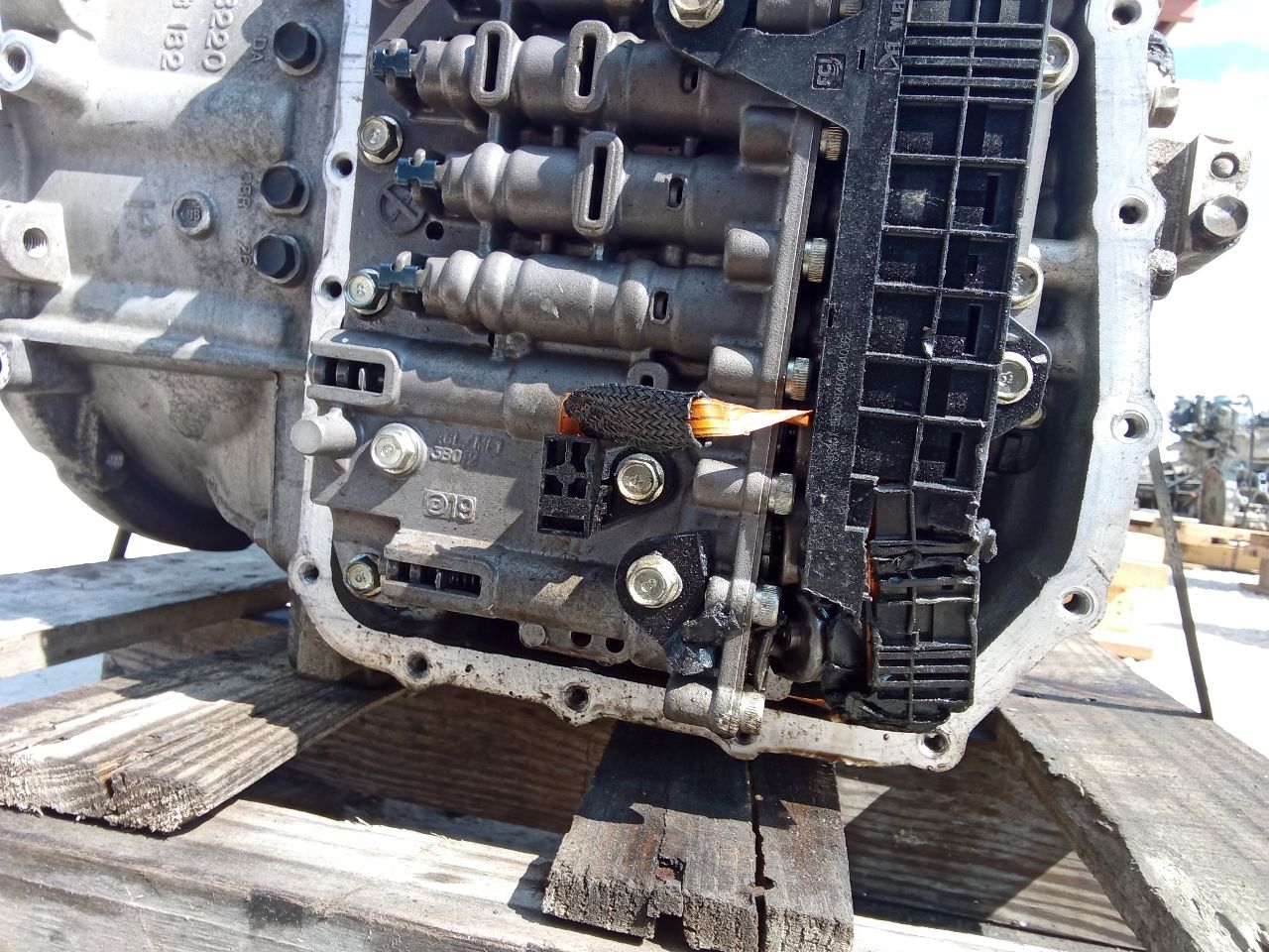 Part image 15