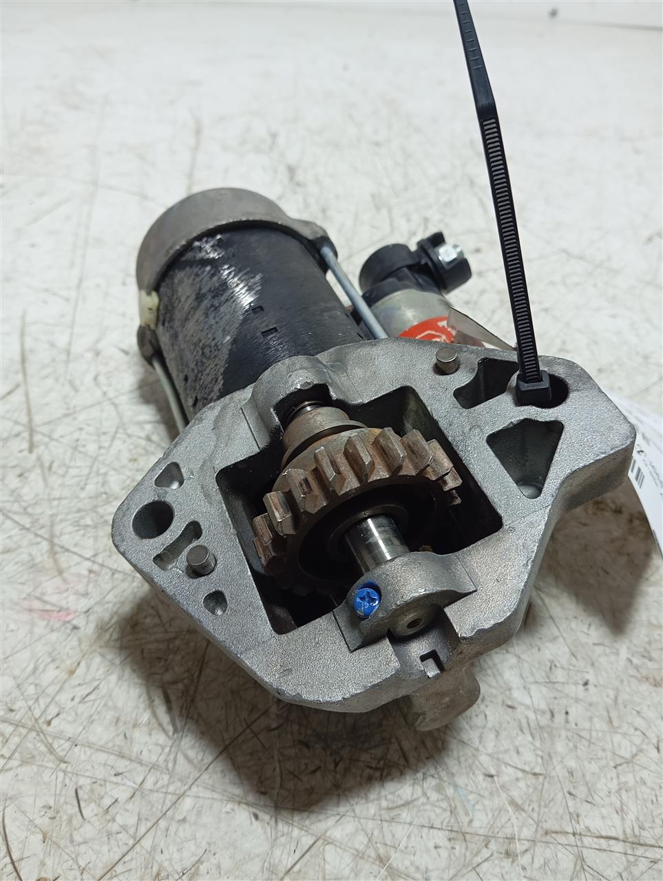 Part image 3