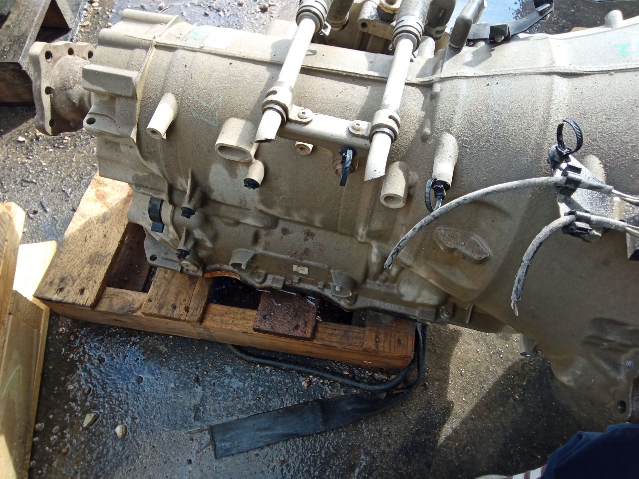 Part image 4