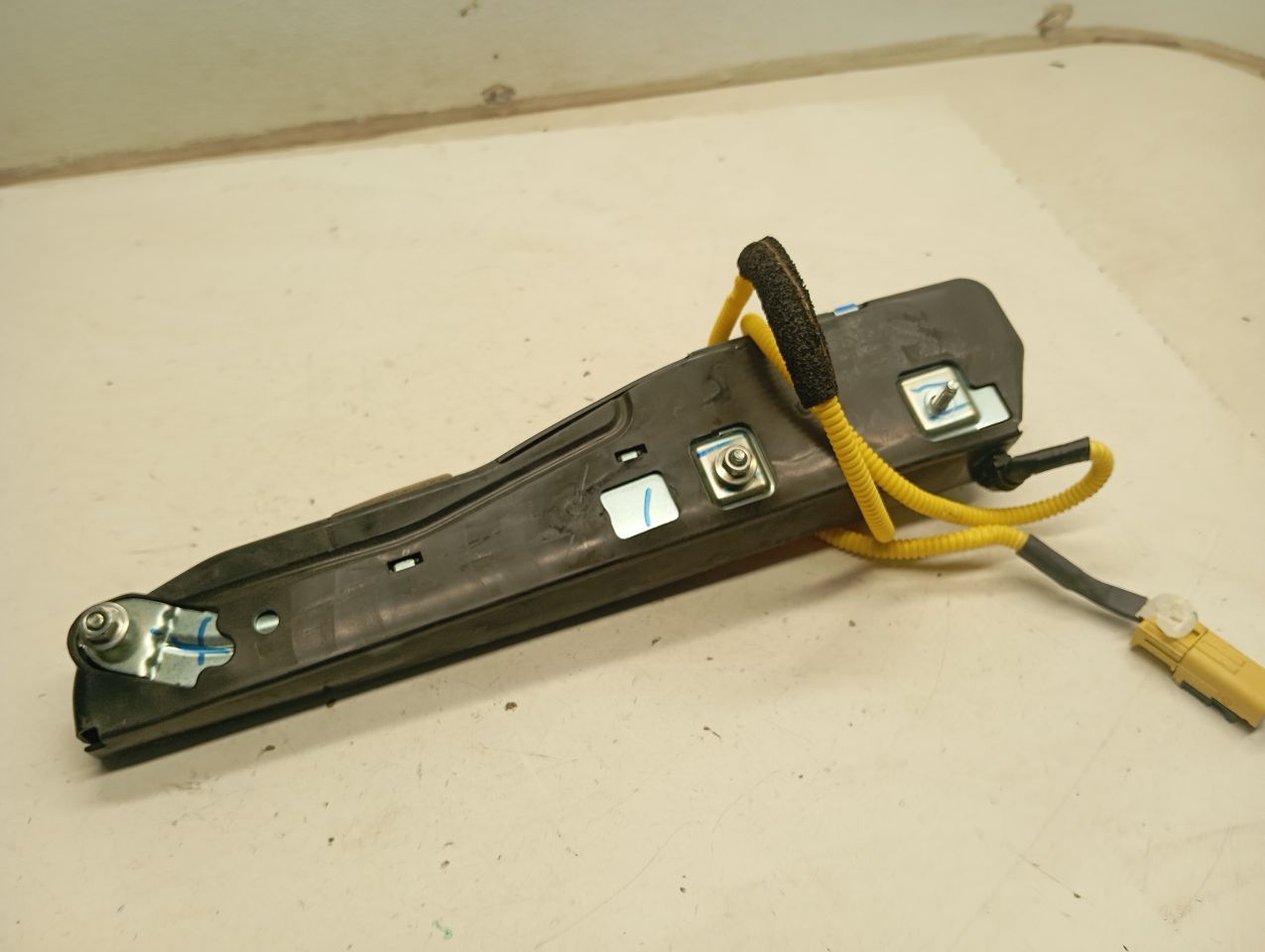 Part image 1