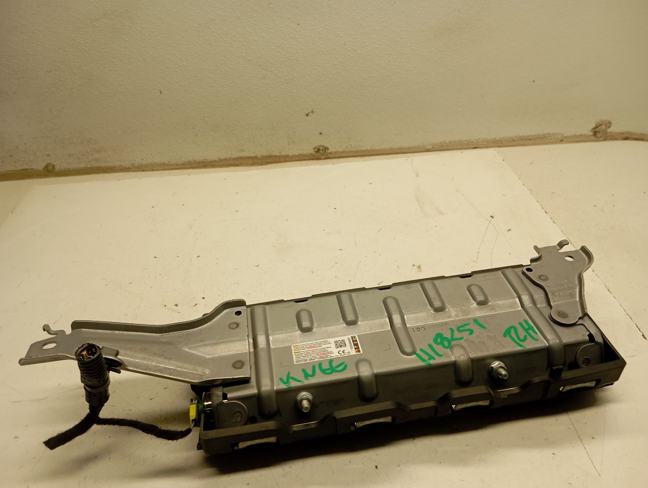 Part image 3