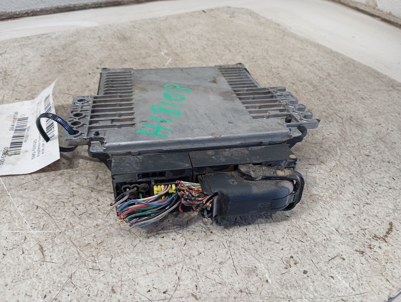 Part image 3